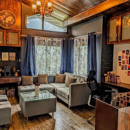Kavi'S Vacation Homes - Sainj Bagian luar foto