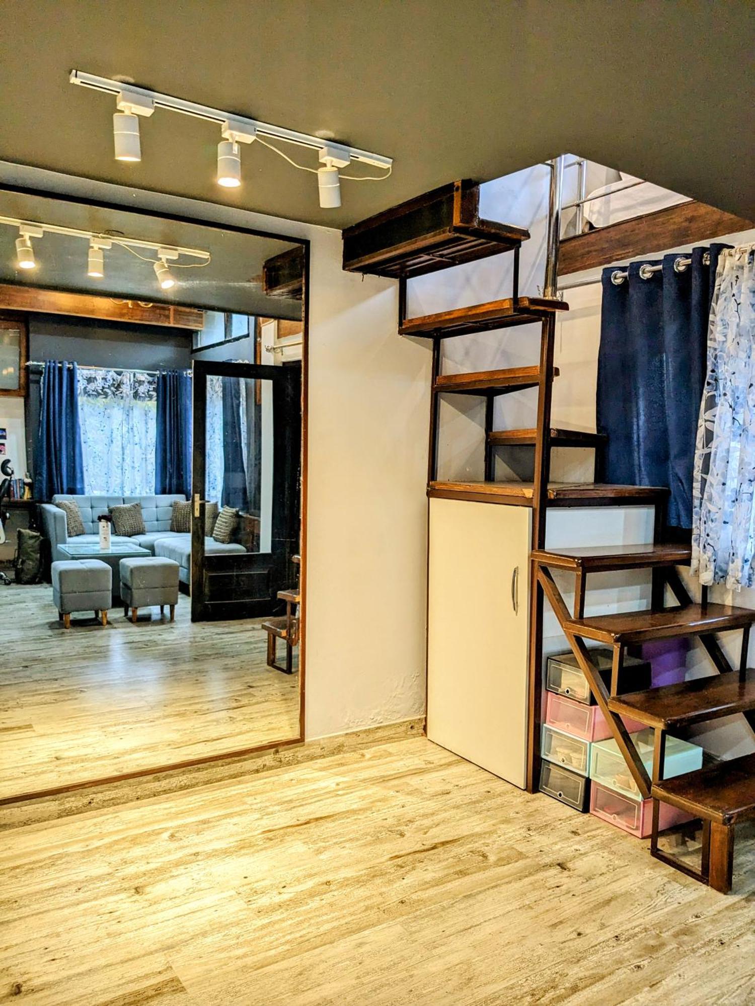 Kavi'S Vacation Homes - Sainj Bagian luar foto
