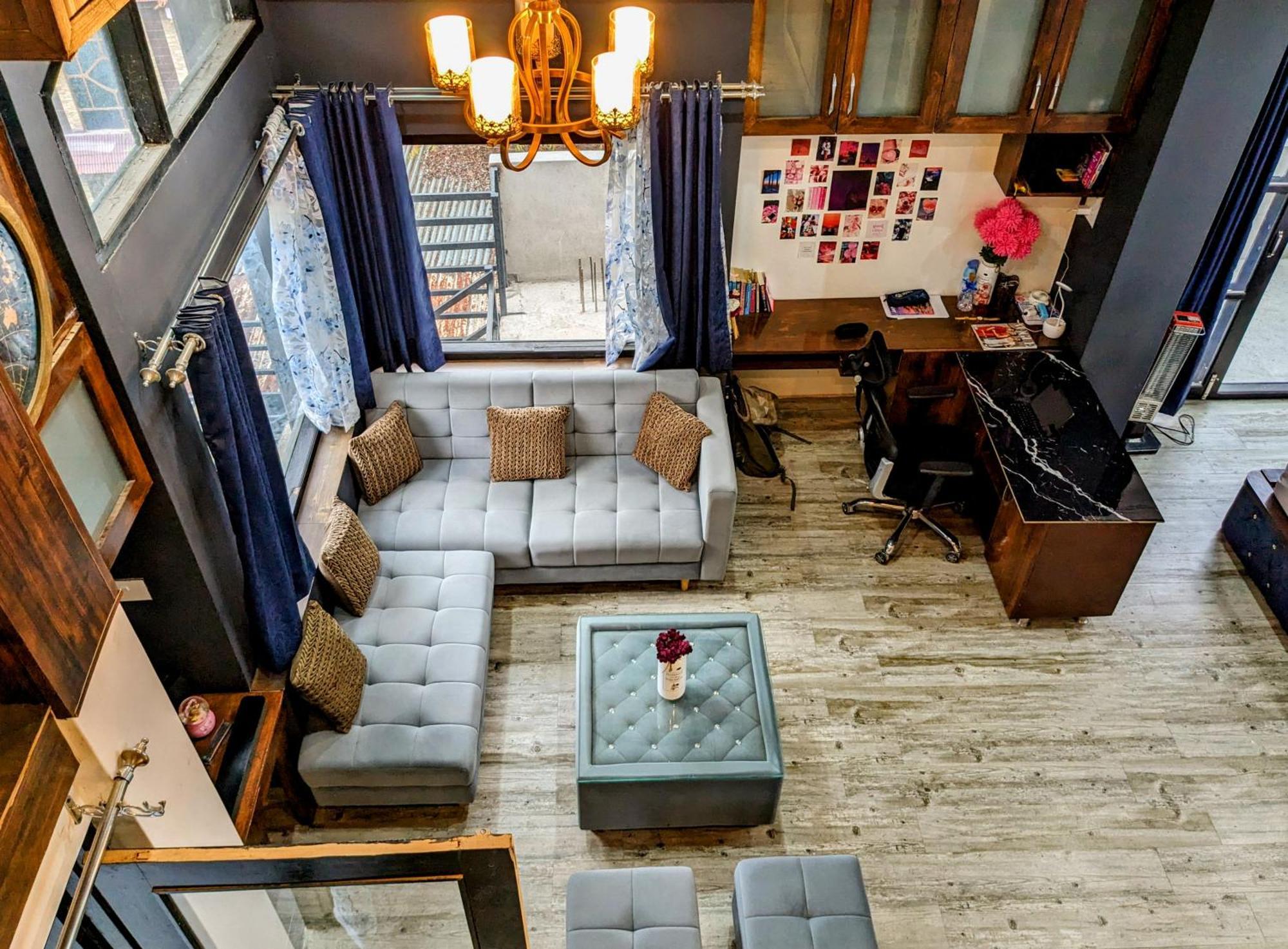 Kavi'S Vacation Homes - Sainj Bagian luar foto